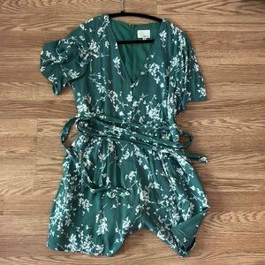 Gremlin size small romper